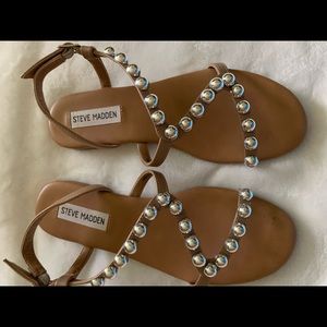 Tan sandals size 6.5